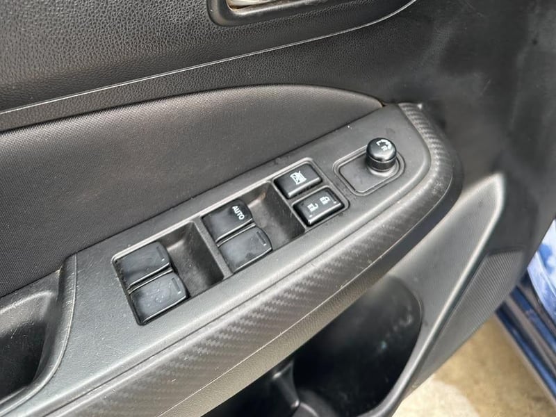 Suzuki SWIFT 2021 - Imagen 10 de 18
