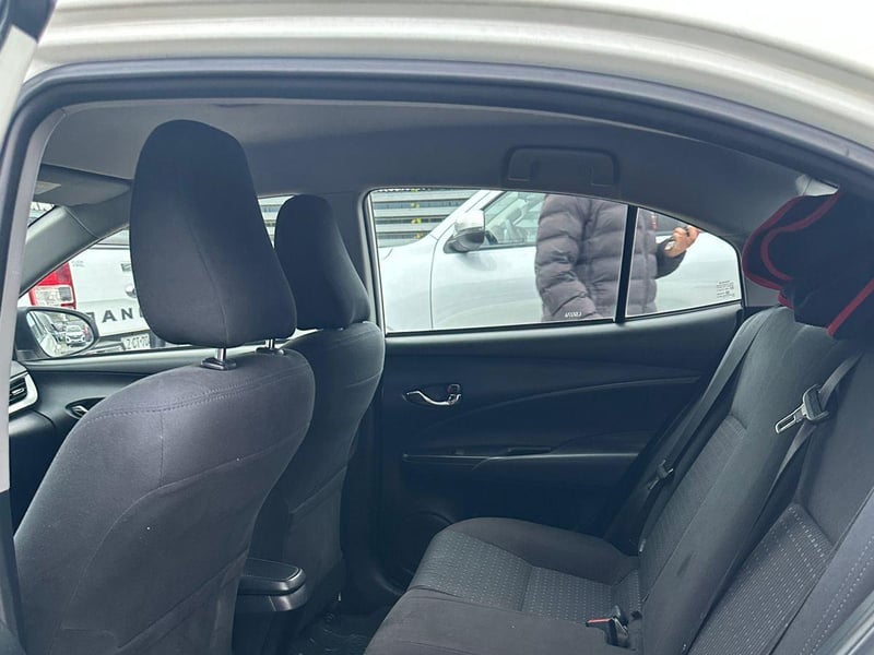 Toyota YARIS 2020 - Imagen 9 de 19