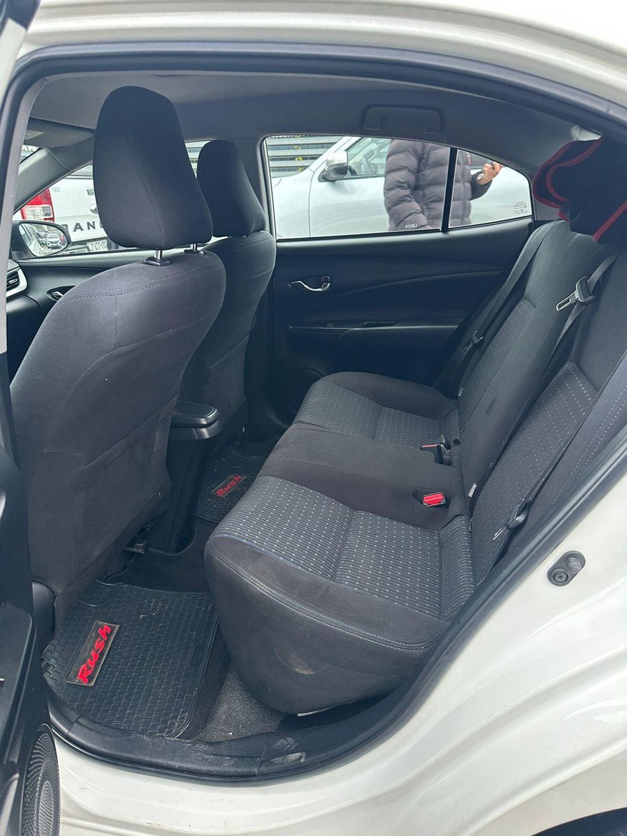 Toyota YARIS 2020 - Imagen 9 de 19