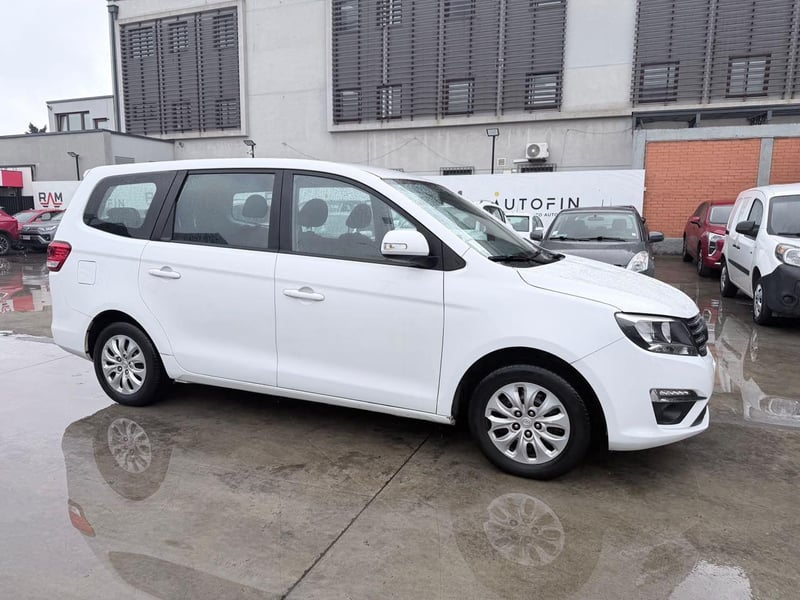 Dongfeng JOYEAR S500 LUXURY 1.5 2020 - Imagen 3 de 19