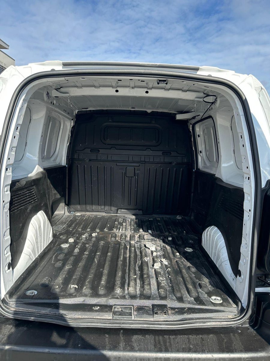 Citroën BERLINGO 2023 - Imagen 19 de 20