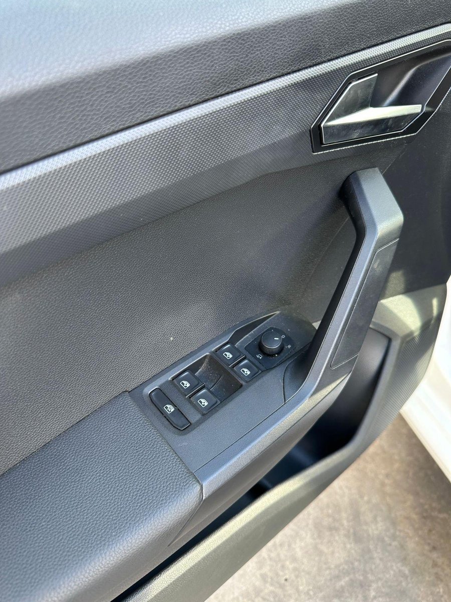 SEAT Ibiza 2023 - Imagen 10 de 19