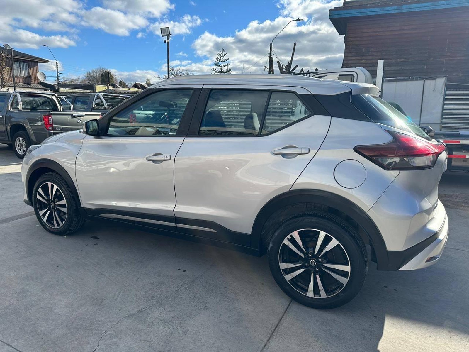 Nissan KICKS 2021 - Imagen 6 de 19