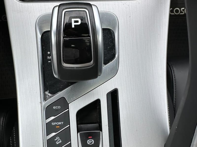 Geely COOLRAY 2022 - Imagen 16 de 19