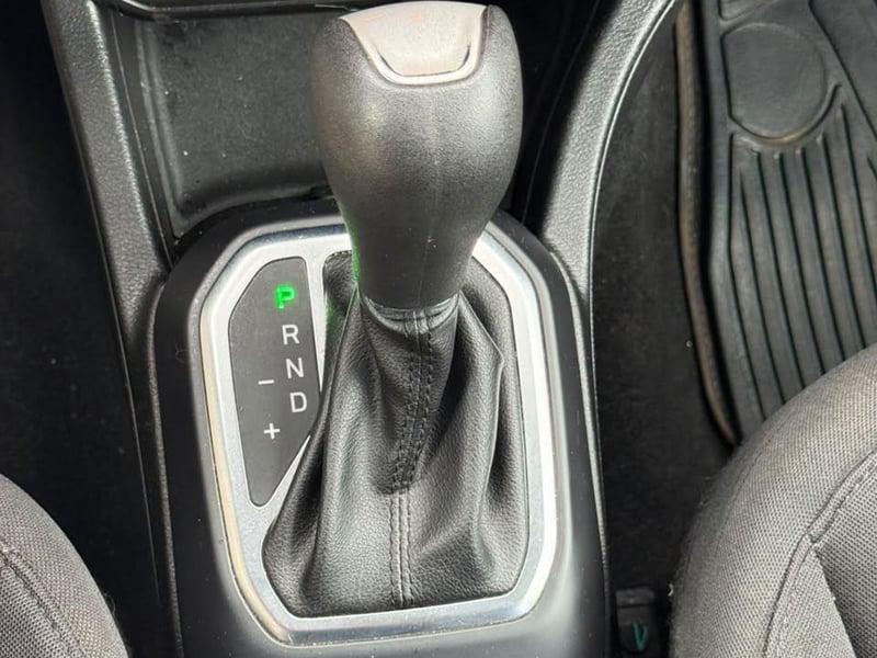 Jeep RENEGADE 2020 - Imagen 13 de 17