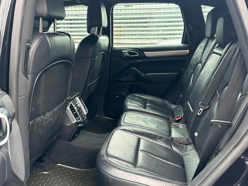 Porsche CAYENNE 2014 - Imagen 9 de 19