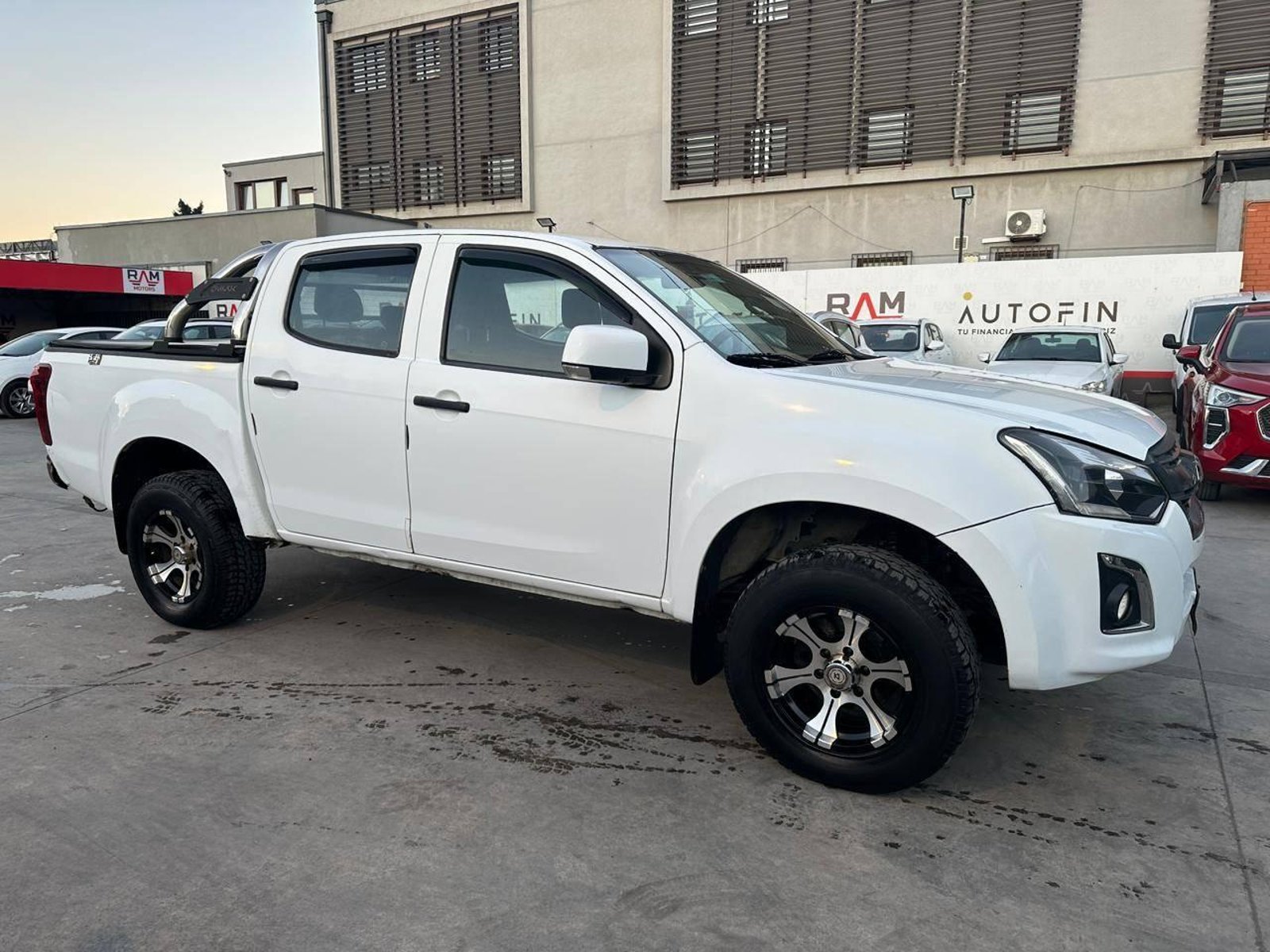 Chevrolet NEW DMAX 2018 - Imagen 3 de 16