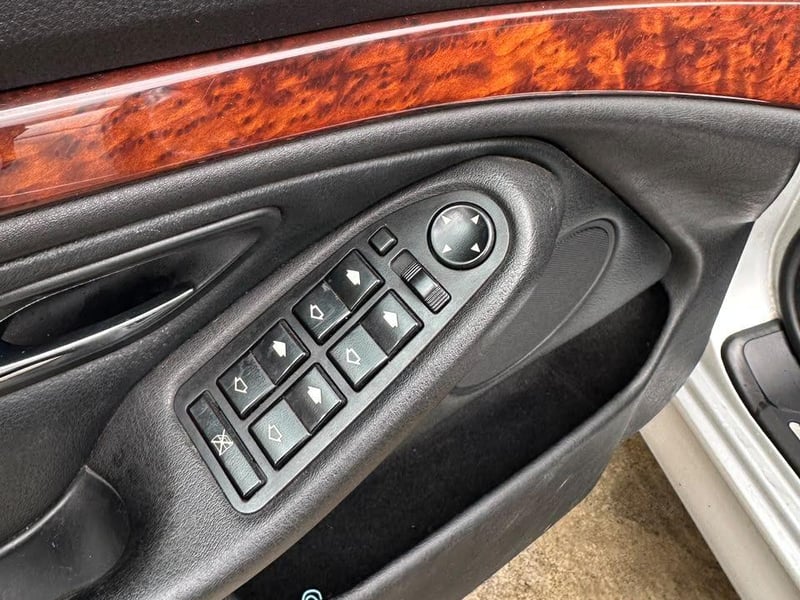 BMW 540 IA 2001 - Imagen 10 de 18