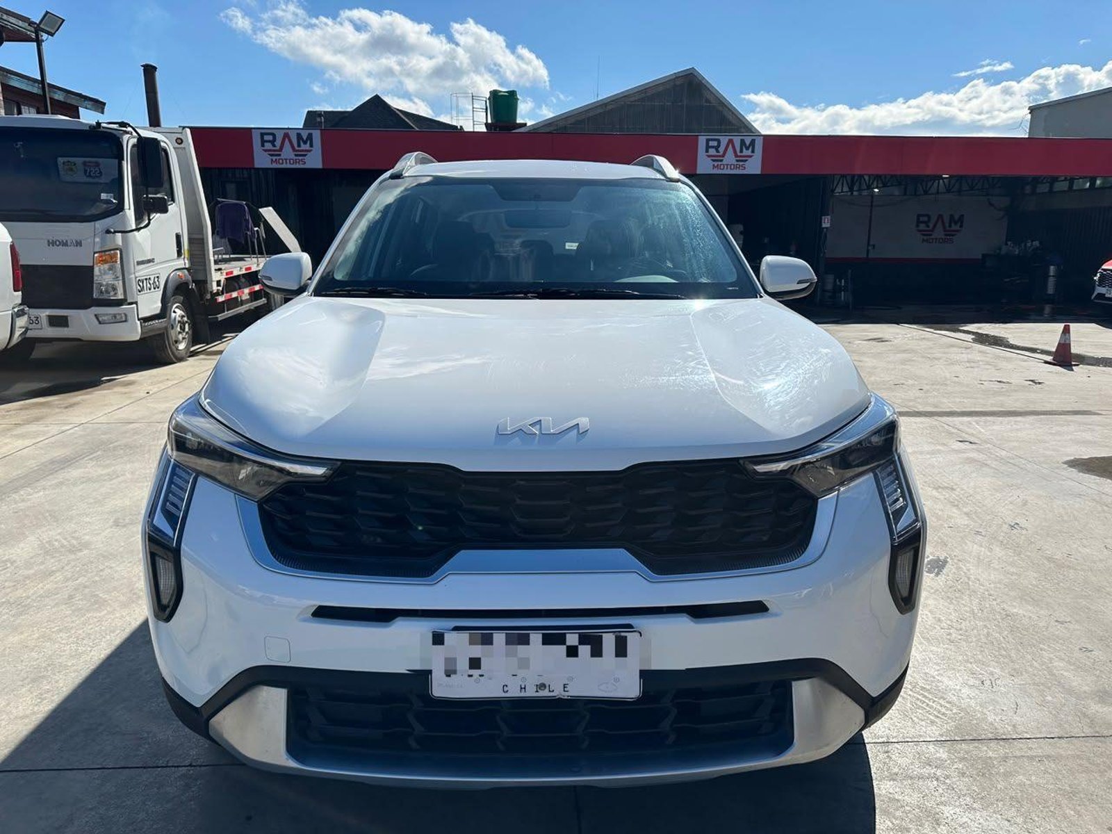 Kia SONET 2025 - Foto 2 de 19