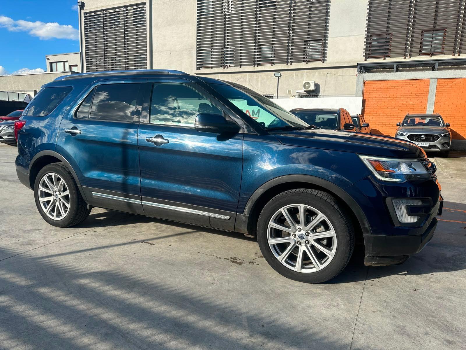 Ford EXPLORER 2018 - Imagen 3 de 19