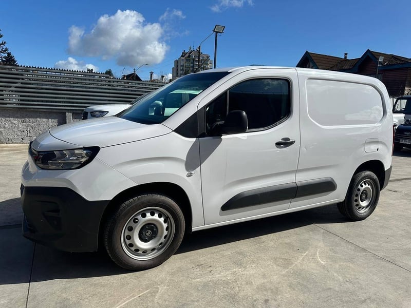 Citroën BERLINGO 2025