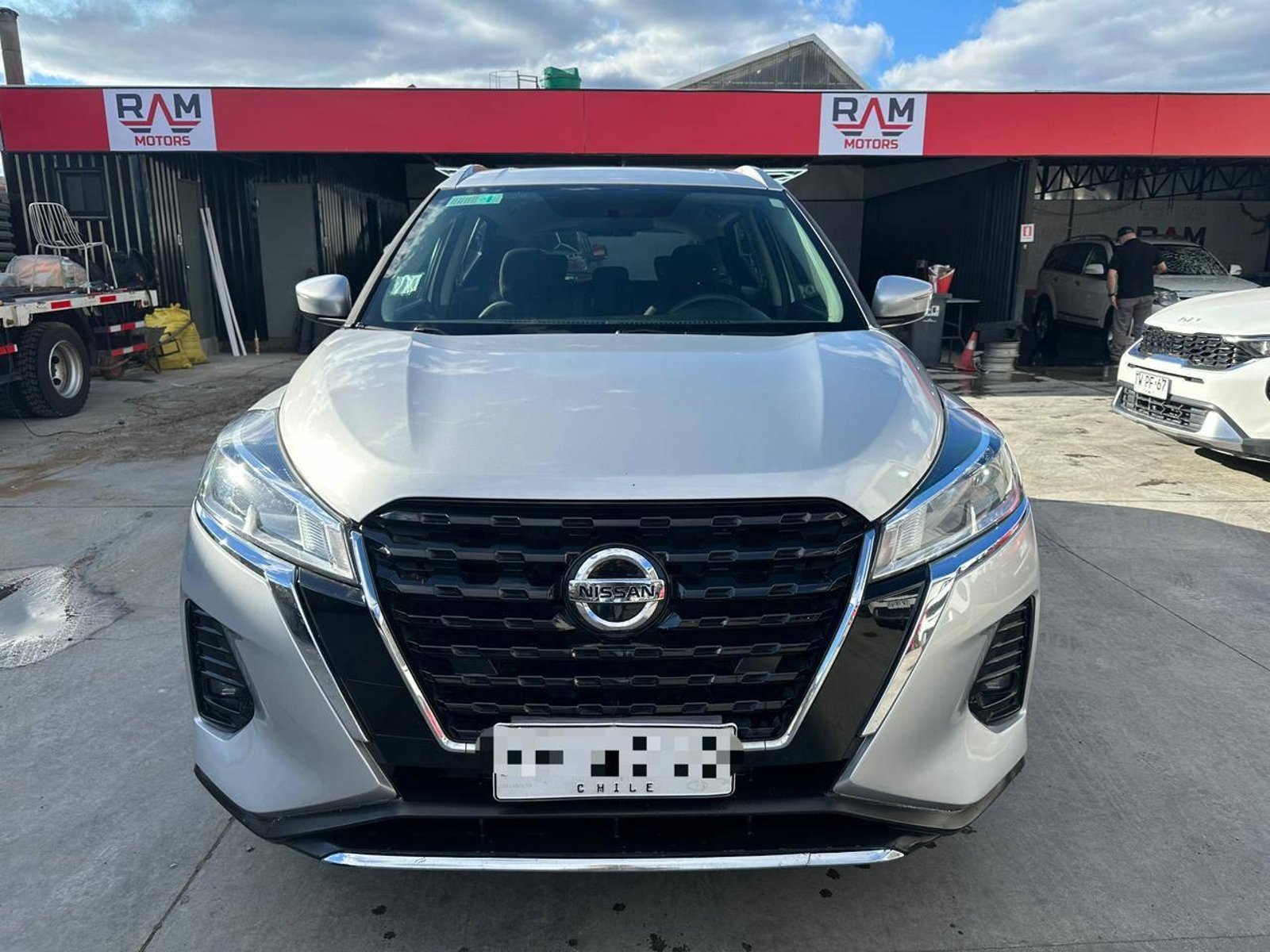 Nissan KICKS 2021 - Foto 2 de 19