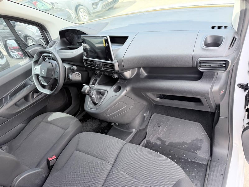Peugeot PARTNER 2024 - Imagen 9 de 20