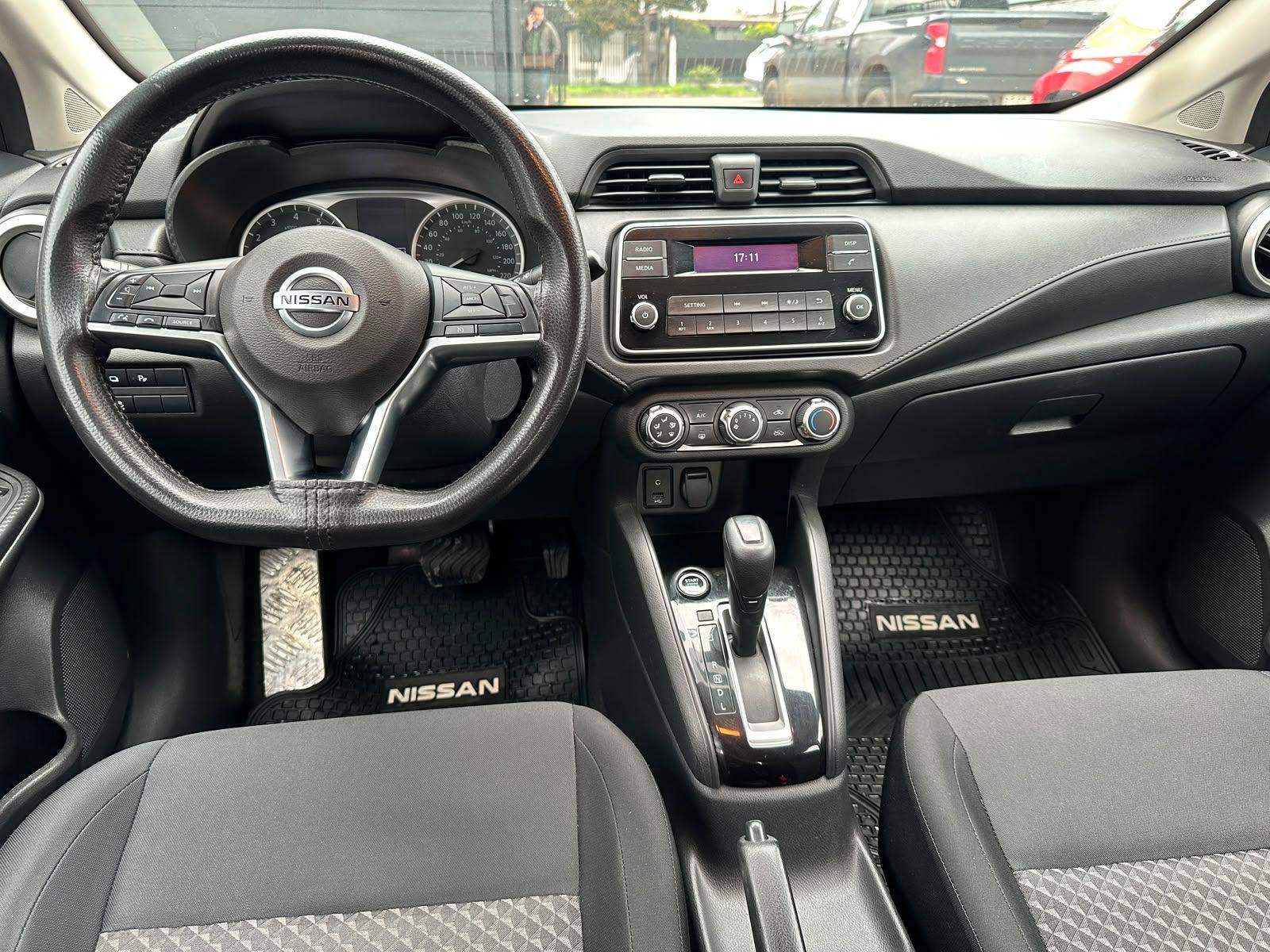 Nissan VERSA 2022 - Imagen 8 de 19