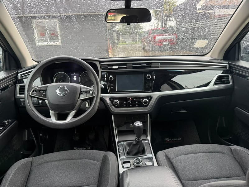 SsangYong KORANDO 2023 - Imagen 7 de 15