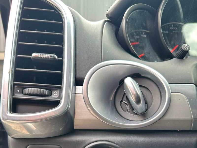 Porsche CAYENNE 2014 - Imagen 11 de 19