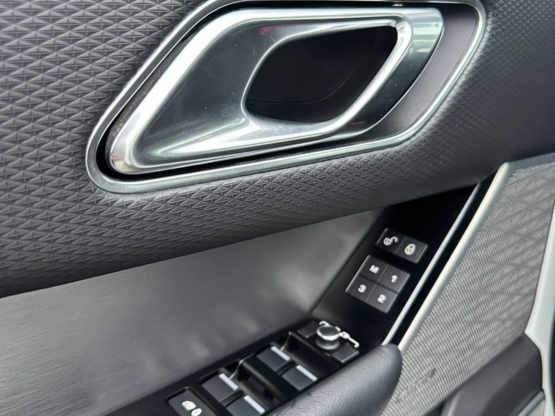 Land Rover RANGER ROVER VELAR 2018 - Imagen 10 de 19