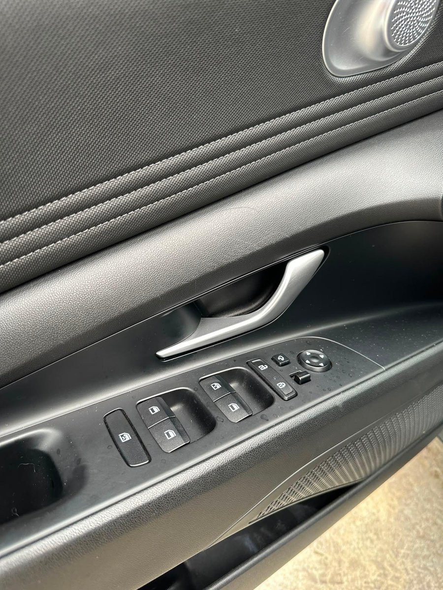 Hyundai ELANTRA 2022 - Imagen 5 de 19