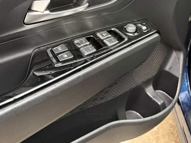 SsangYong KORANDO 2023 - Imagen 12 de 15