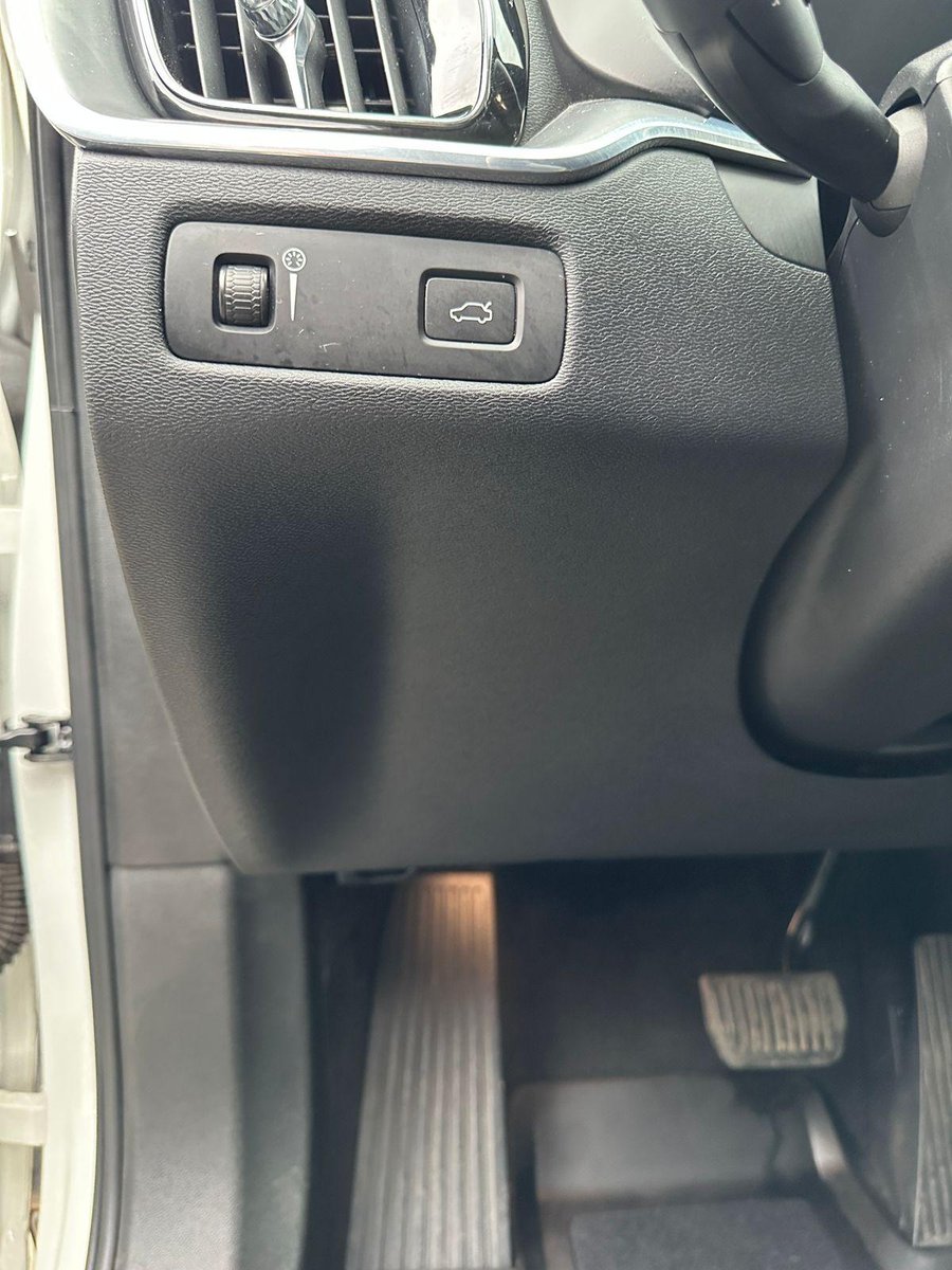 Volvo XC60 2022 - Imagen 11 de 20