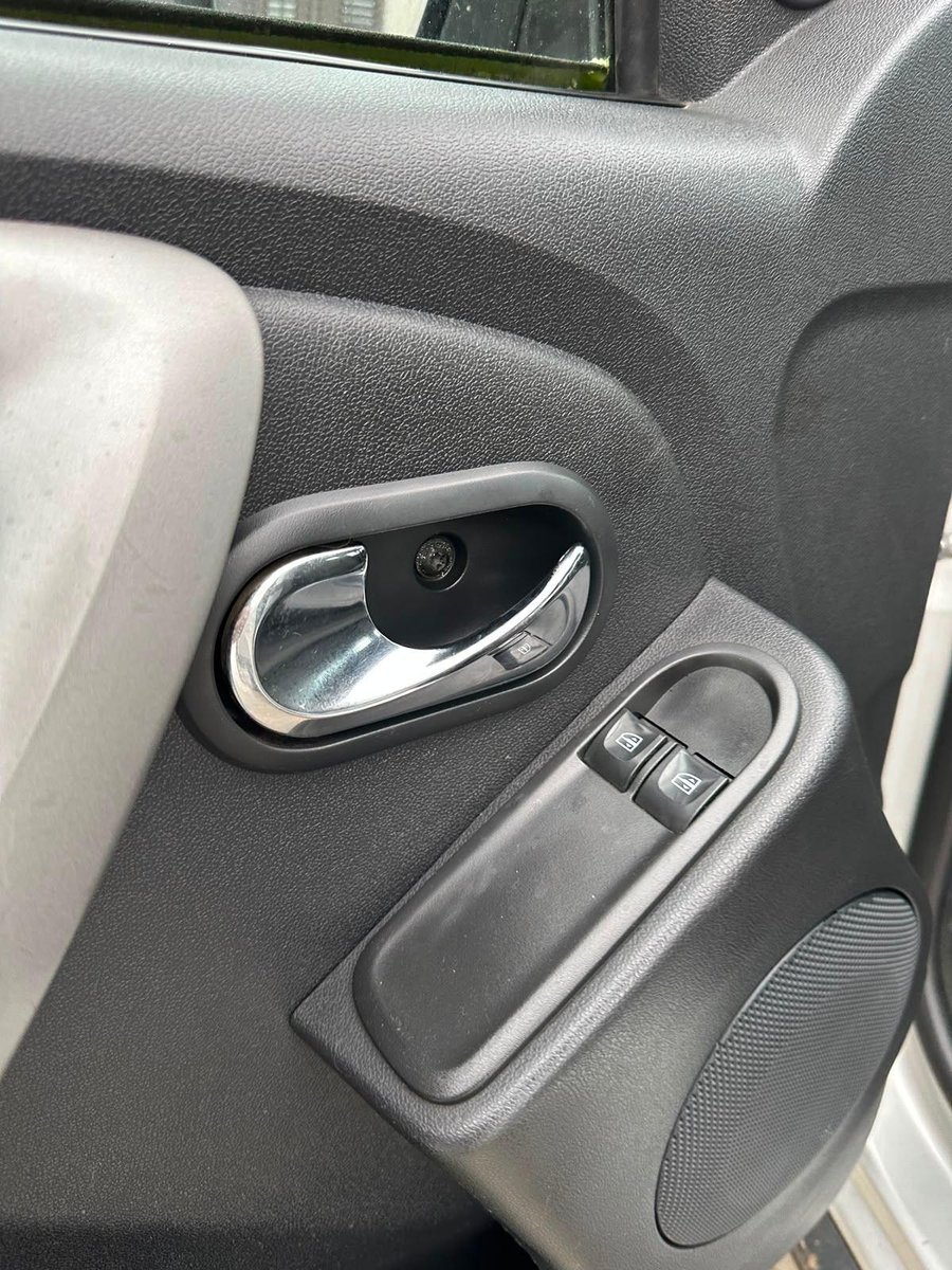 Renault DUSTER 2017 - Imagen 10 de 19