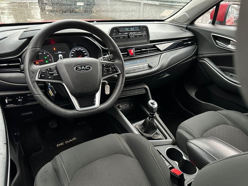 JAC JS4 2023 - Imagen 17 de 19