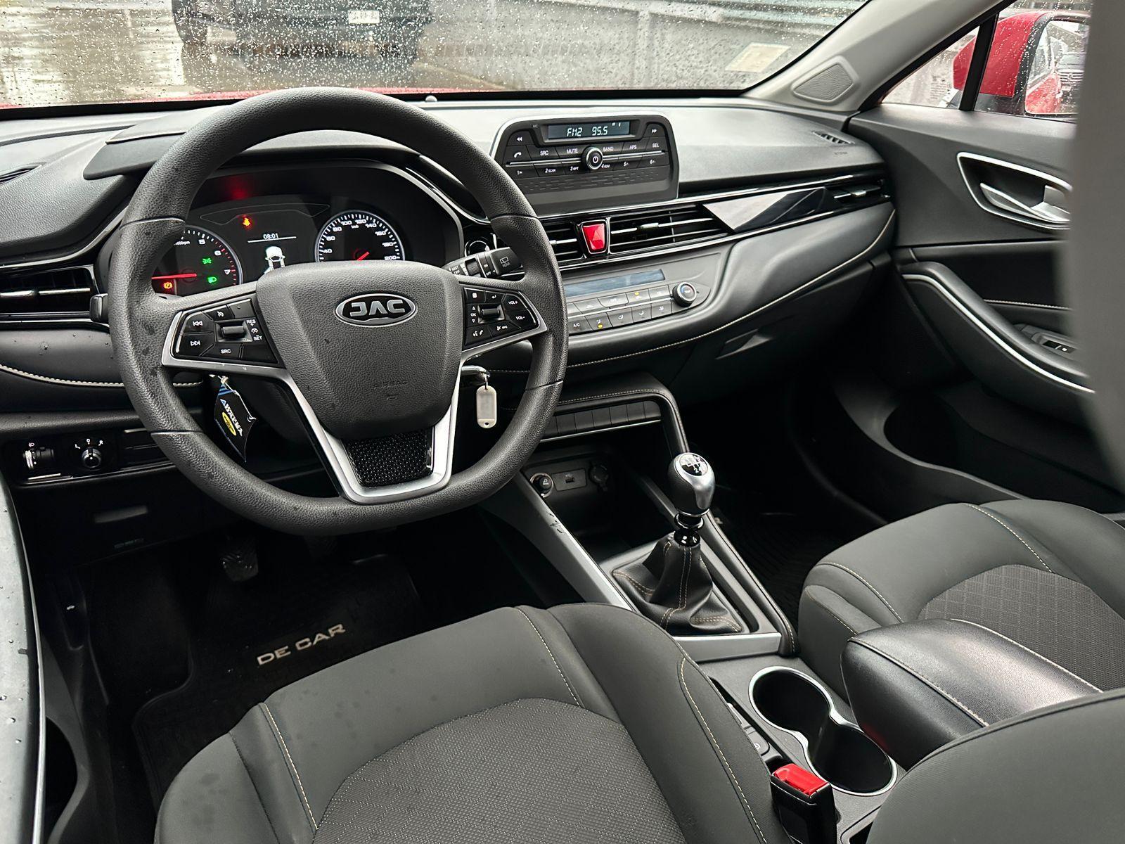 JAC JS4 2023 - Imagen 17 de 19