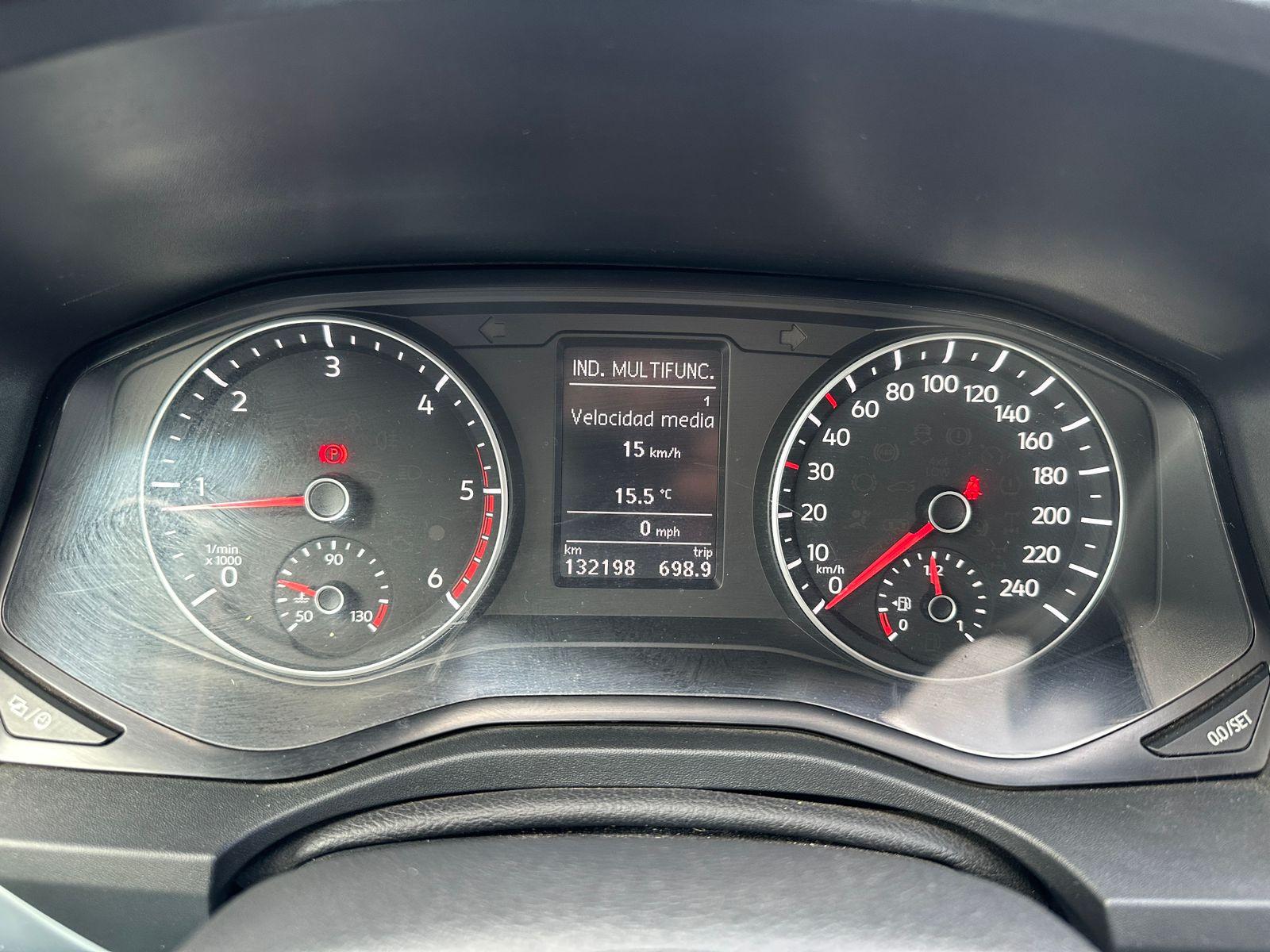 Volkswagen Amarok 2023 - Imagen 12 de 18