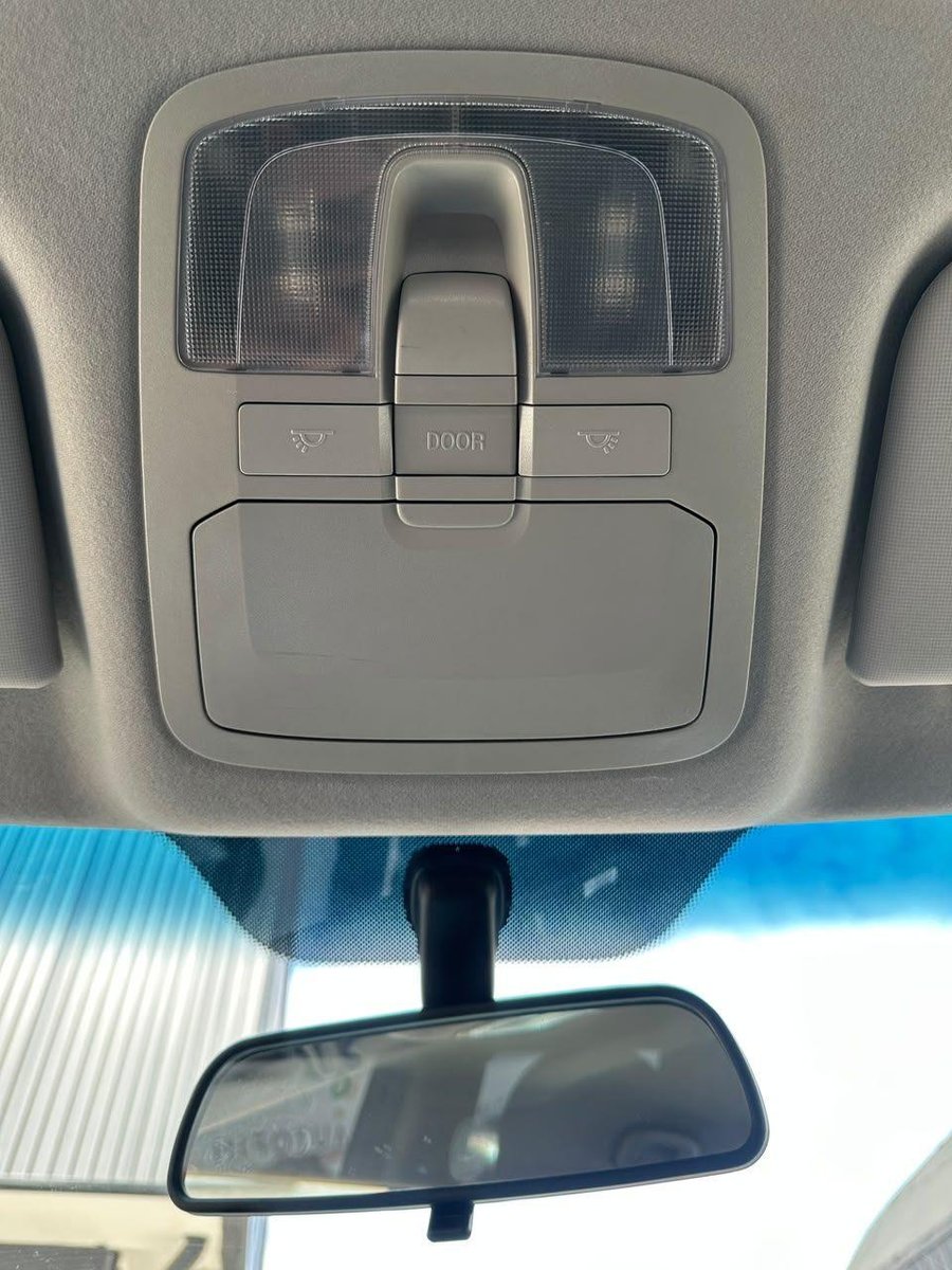 SsangYong TIVOLI 2024 - Imagen 14 de 19
