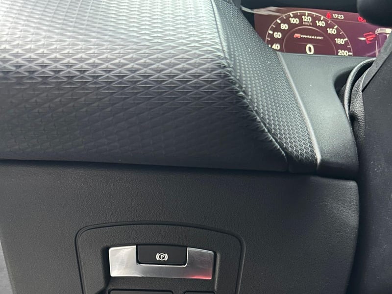 Land Rover RANGER ROVER VELAR 2018 - Imagen 11 de 19