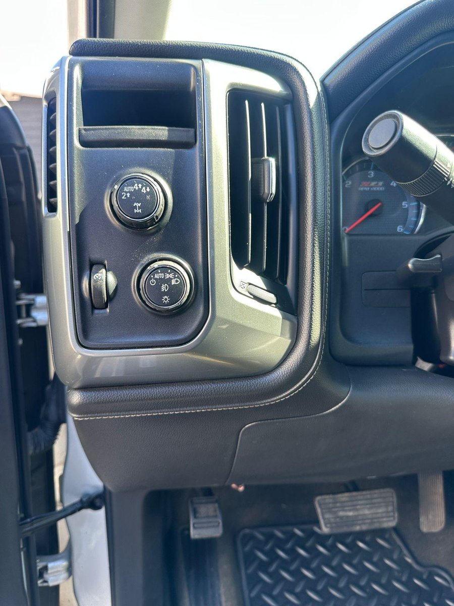 Chevrolet Silverado 2018 - Imagen 11 de 19