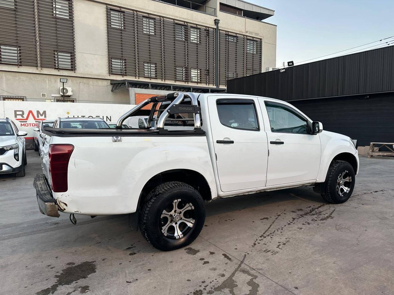 Chevrolet NEW DMAX 2018 - Imagen 4 de 16