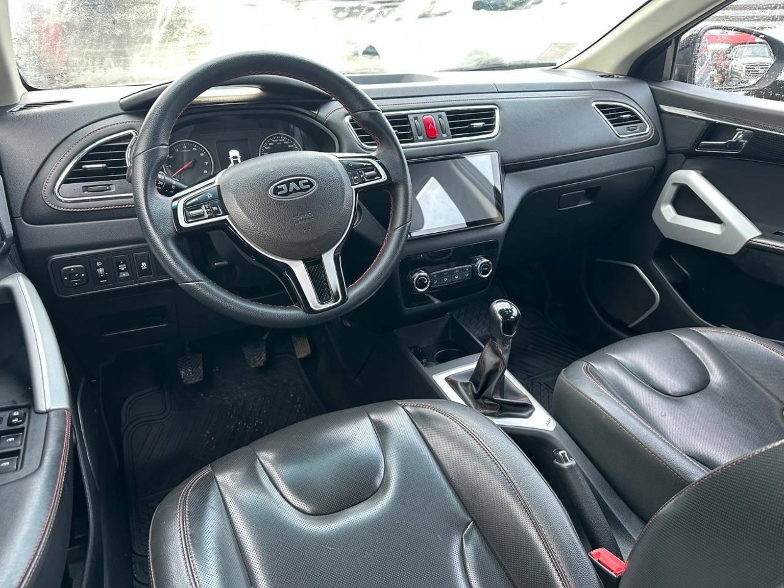 JAC JS2 2023 - Imagen 17 de 18