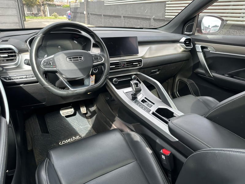 Geely COOLRAY 2022 - Imagen 17 de 19