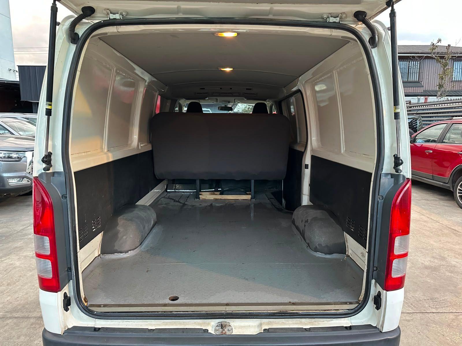 Toyota HIACE 2018 - Imagen 18 de 19