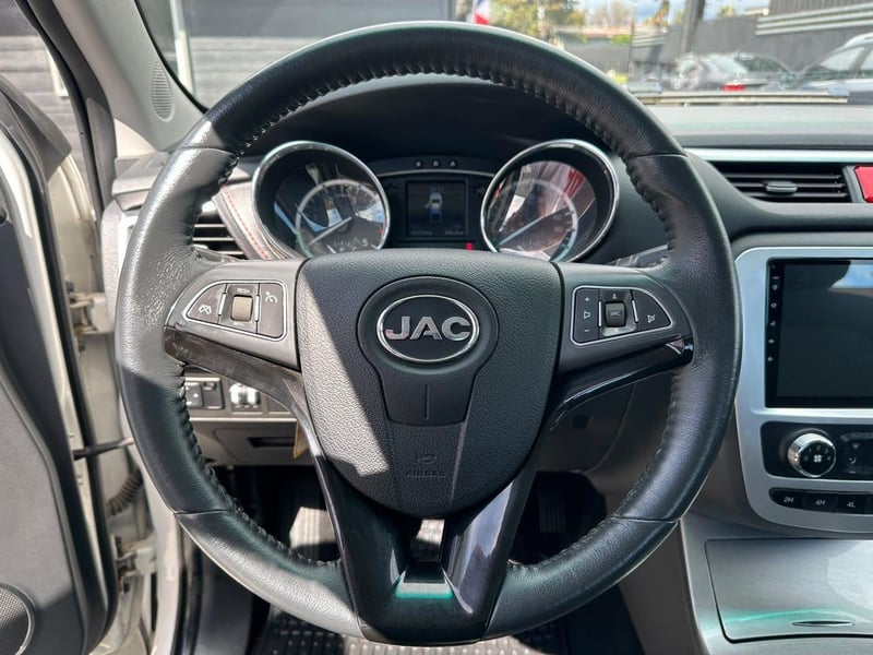 JAC T8 2023 - Imagen 12 de 19