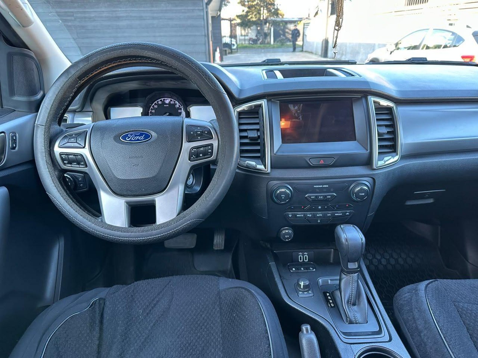 Ford RANGER 2021 - Imagen 8 de 19