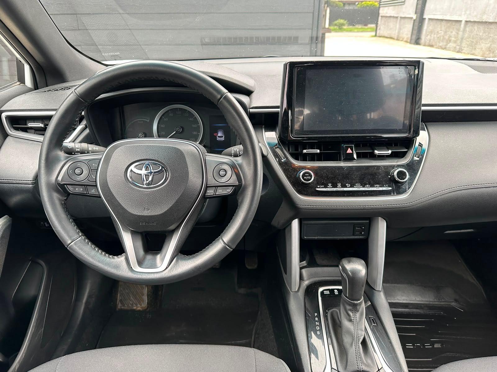 Toyota COROLLA CROSS 2022 - Imagen 8 de 18