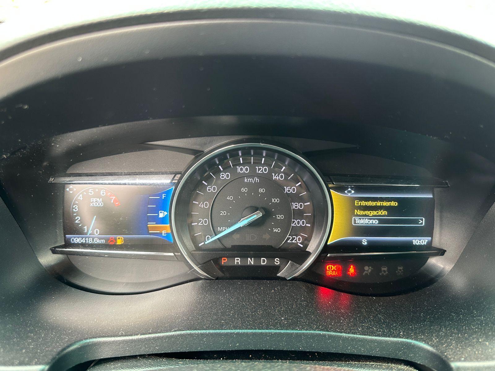 Ford EXPLORER 2019 - Imagen 13 de 17