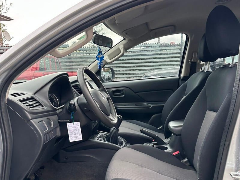 Mitsubishi L200 2021 - Imagen 7 de 19