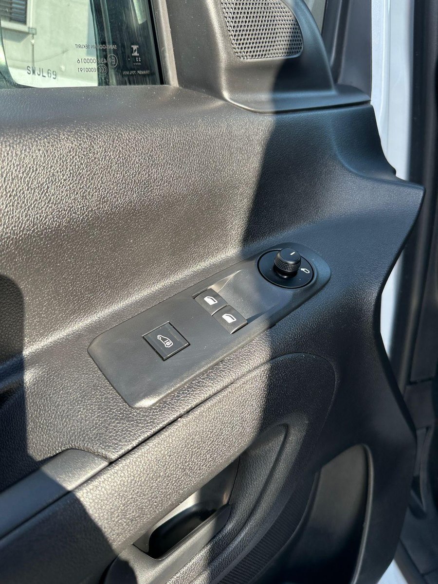 Citroën BERLINGO 2023 - Imagen 10 de 20