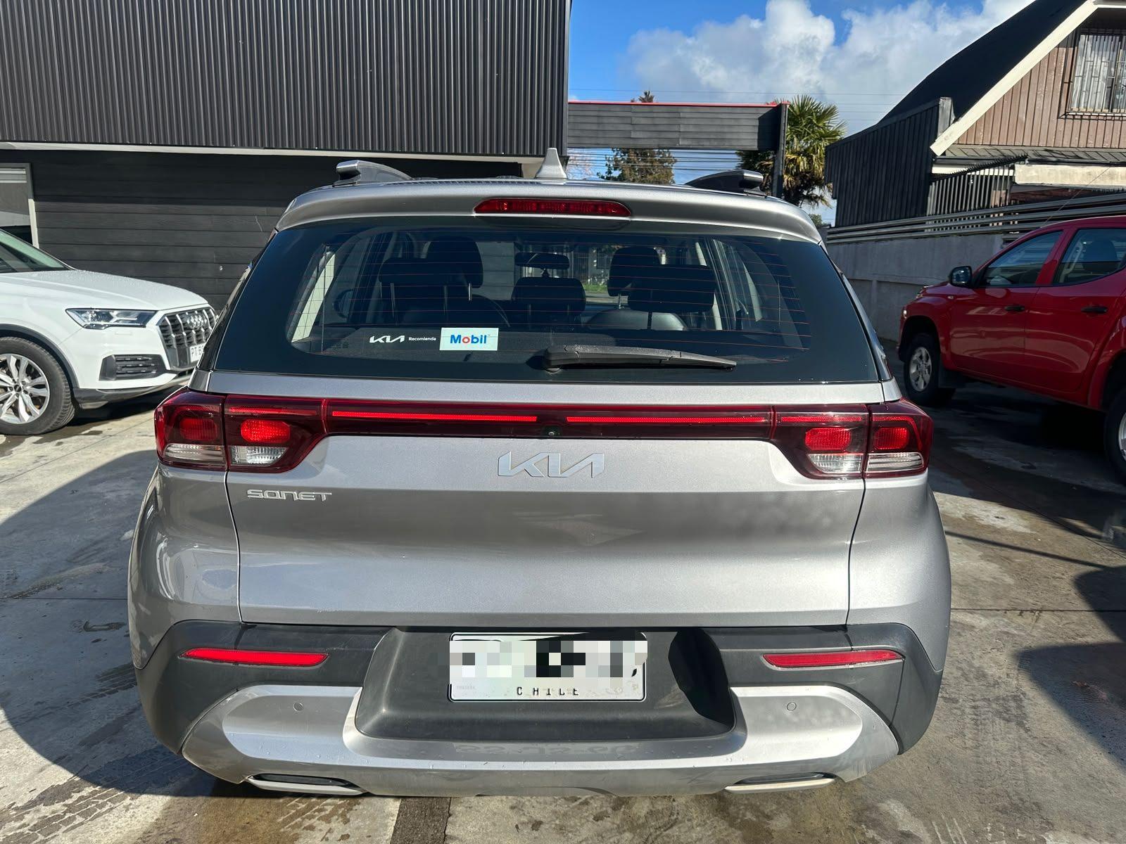 Kia SONET 2023 - Imagen 4 de 18