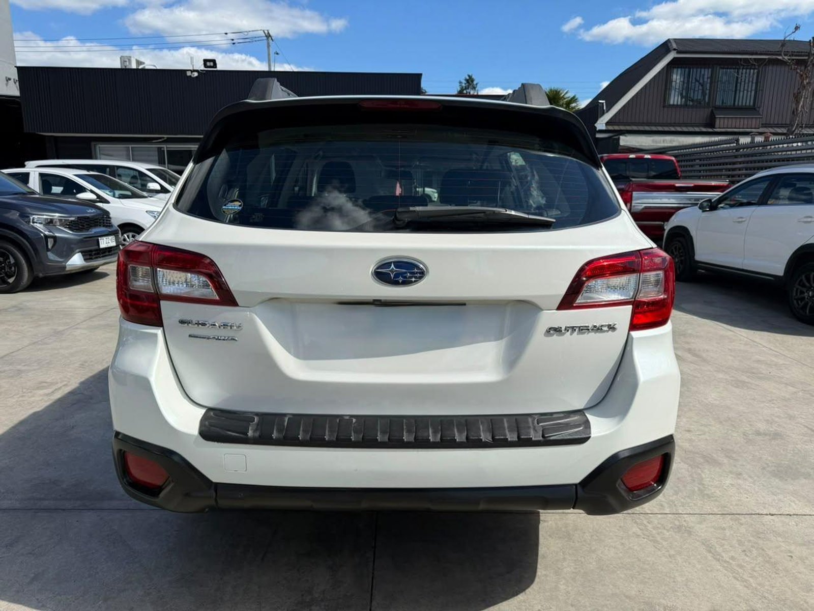 Subaru OUTBACK 2017 - Foto 5 de 17