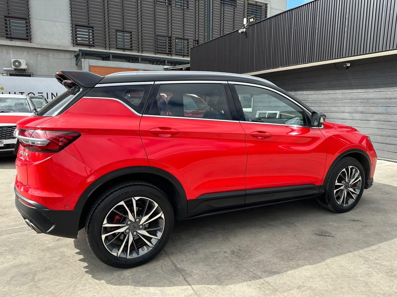 Geely COOLRAY 2022 - Foto 4 de 19