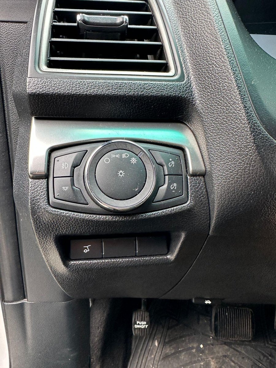 Ford EXPLORER 2019 - Imagen 11 de 17