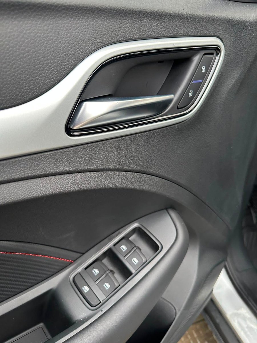 MG ZX 2026 - Imagen 10 de 19