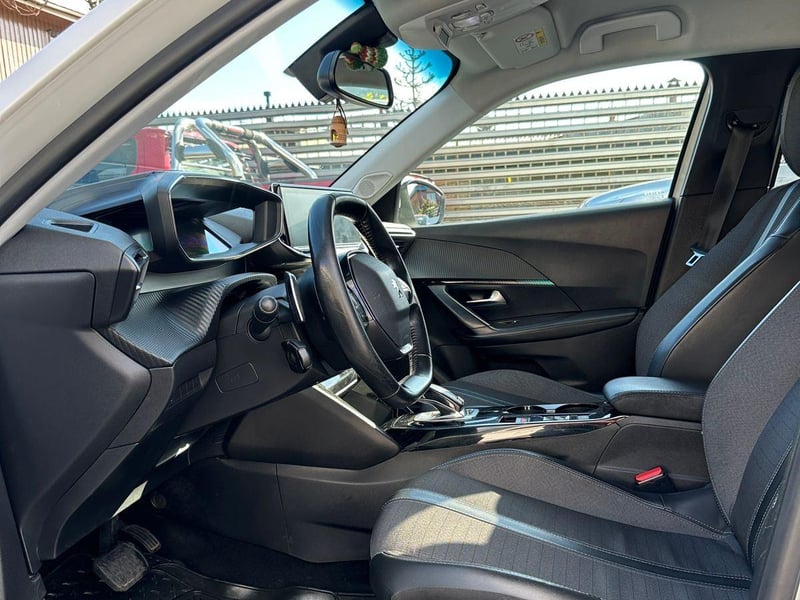 Peugeot 2008 2022 - Imagen 7 de 19
