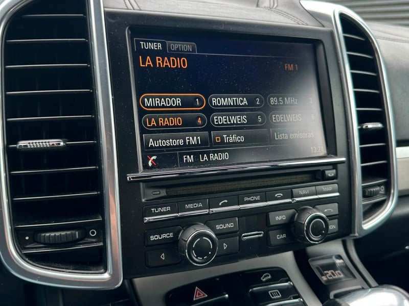 Porsche CAYENNE 2014 - Imagen 15 de 19