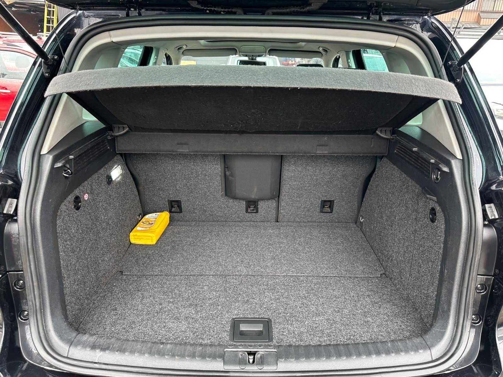 Volkswagen TIGUAN 2013 - Imagen 18 de 19