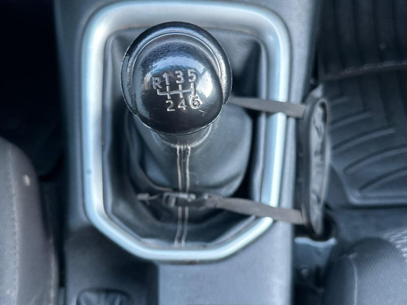Toyota HILUX 2023 - Imagen 16 de 19